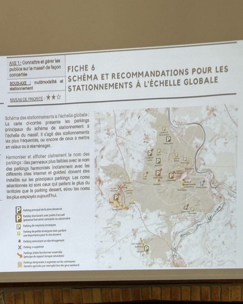 carte des principaux parkings de la forêt